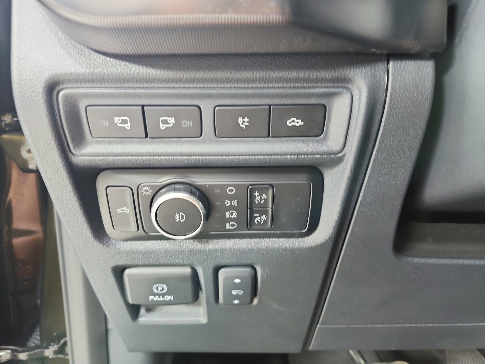 Used 2024 Ford F150 Raptor AWD/4WD image 26