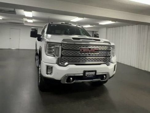 Certified 2022 GMC Sierra 2500 Denali AWD/4WD image 3