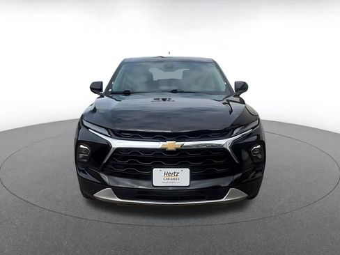 Used 2025 Chevrolet Blazer LT image 4