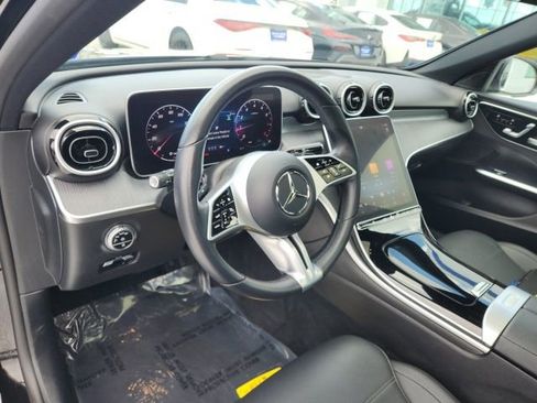 Used 2025 Mercedes-Benz C 300 Sedan image 25
