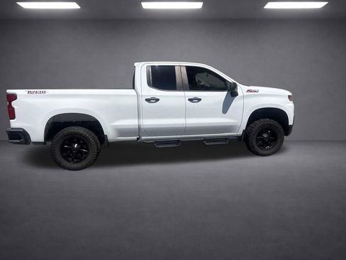Used 2019 Chevrolet Silverado 1500 Custom Trail Boss w/ Custom Convenience Package AWD/4WD image 15
