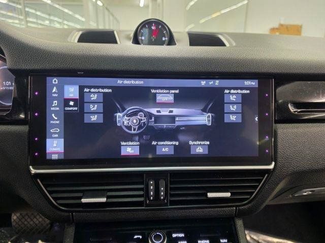 Used 2019 Porsche Cayenne AWD/4WD image 21