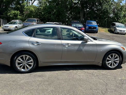 Used 2013 INFINITI M37 w/ Premium Pkg image 6