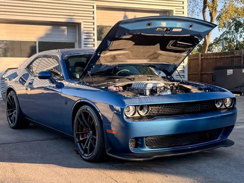 Used 2023 Dodge Challenger SRT Hellcat RWD image 33