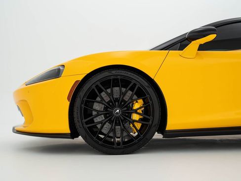 Used 2023 McLaren GT image 14