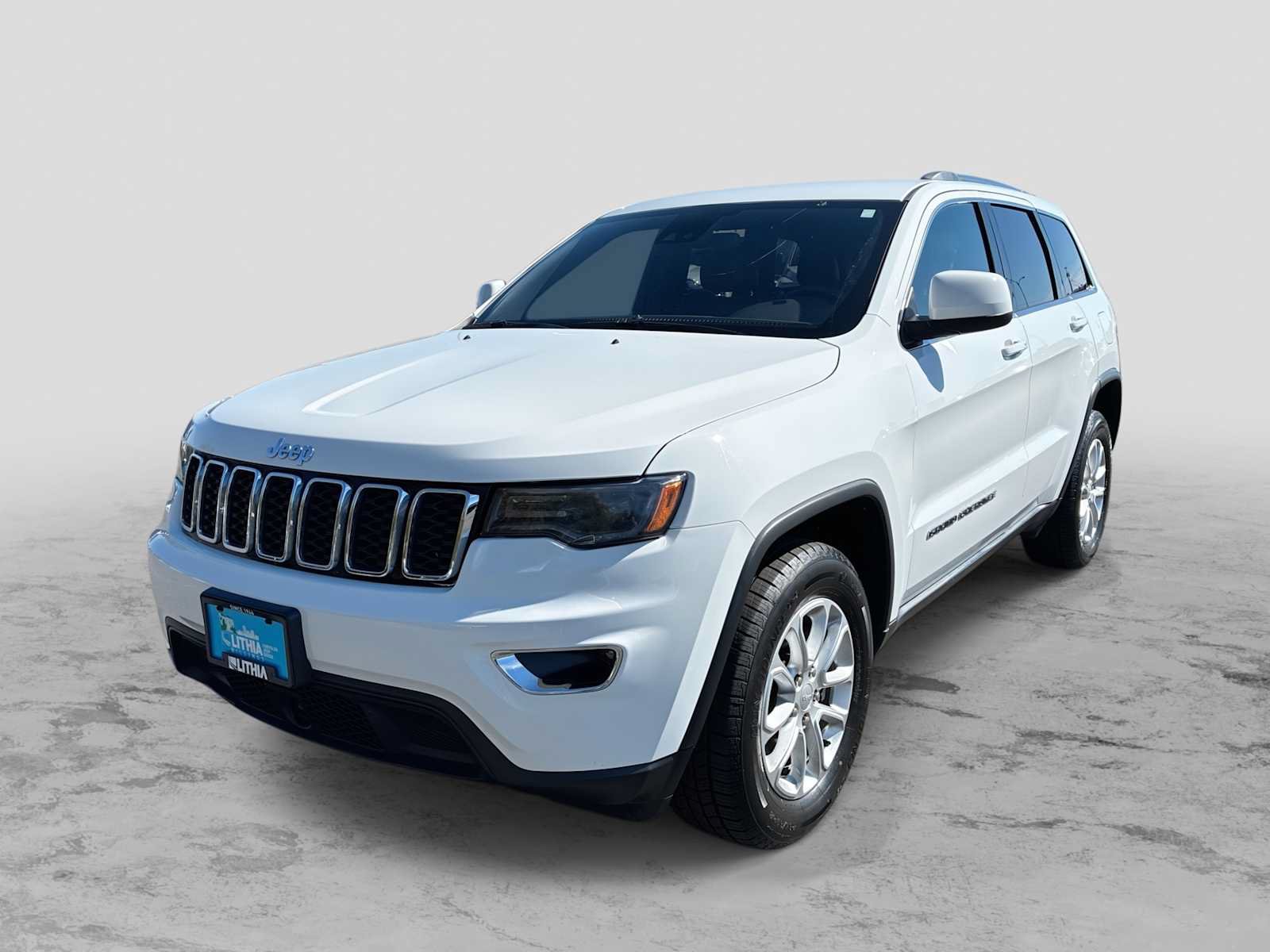 Used 2021 Jeep Grand Cherokee Laredo X AWD/4WD image 1