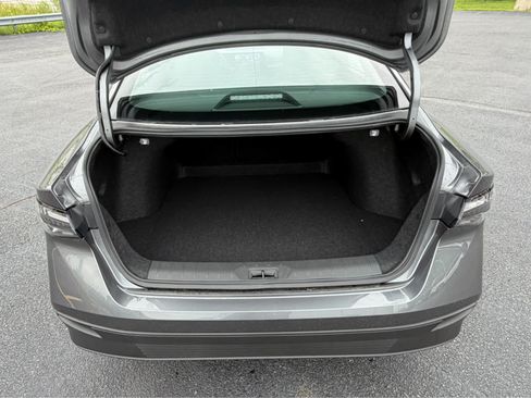 Used 2026 Nissan Sentra SV w/ Floor Mat Package FWD image 8