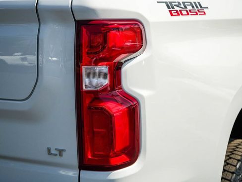 New 2026 Chevrolet Silverado 1500 LT Trail Boss w/ Convenience Package II AWD/4WD image 7