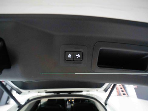 Used 2024 MAZDA CX-90 Plug-In Hybrid w/ Preferred AWD/4WD image 29