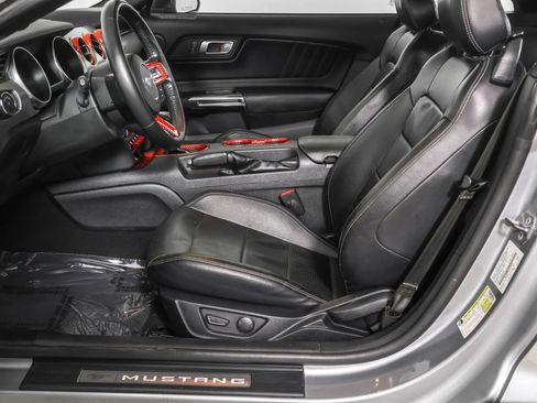 Used 2022 Ford Mustang Premium RWD image 23