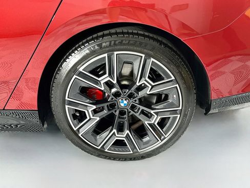 Used 2025 BMW i5 eDrive40i w/ M Sport Package RWD image 33