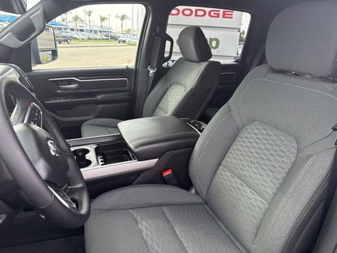 New 2026 RAM 1500 Big Horn w/ Night Edition image 18