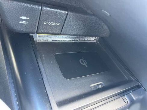 Used 2019 Toyota Camry XSE image 21