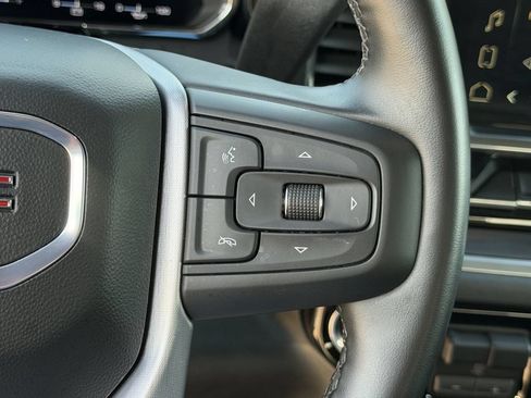 Used 2026 GMC Sierra 1500 SLT RWD image 13