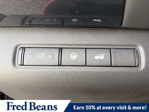 New 2026 Nissan Pathfinder SV image 18