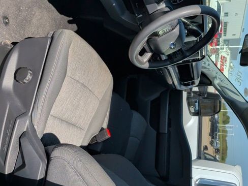 Used 2023 Ford F250 XL w/ STX Appearance Package image 9