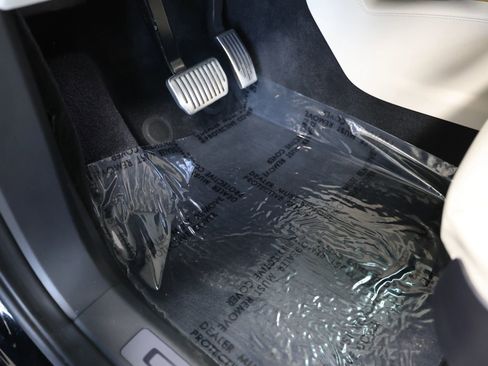 Used 2020 Tesla Model X Long Range image 27