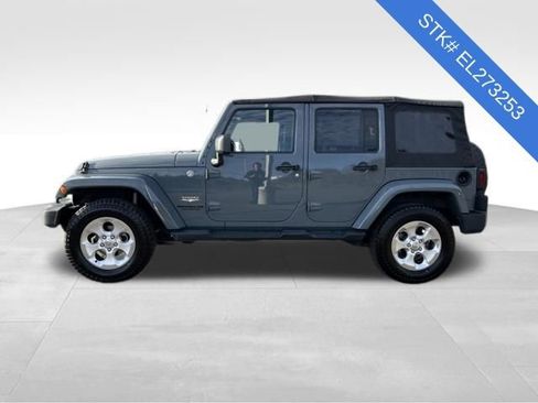 Used 2014 Jeep Wrangler Unlimited Sahara image 4