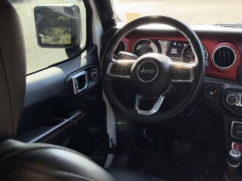 Used 2020 Jeep Wrangler Unlimited Rubicon AWD/4WD image 36