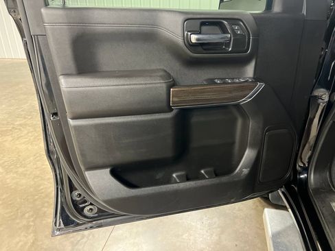 Certified 2022 Chevrolet Silverado 1500 RST AWD/4WD image 15