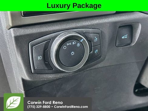 Used 2015 Ford Fusion SE w/ Equipment Group 202A FWD image 10