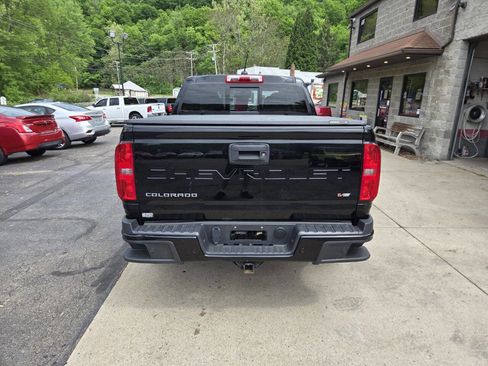 Used 2021 Chevrolet Colorado LT w/ Safety Package image 7