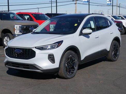 New 2026 Ford Escape Platinum w/ Premium Technology Package image 9