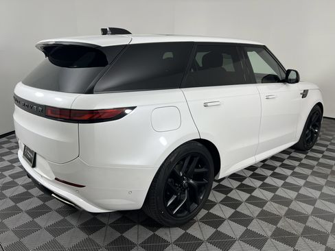 Used 2024 Land Rover Range Rover Sport Dynamic SE AWD/4WD image 13