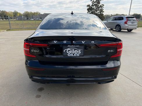 Used 2024 Volvo S60 B5 Plus image 4