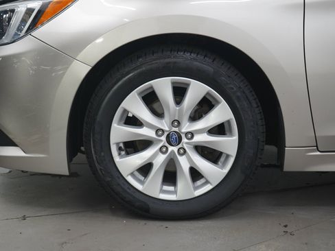 Used 2017 Subaru Legacy 2.5i Premium AWD/4WD image 28