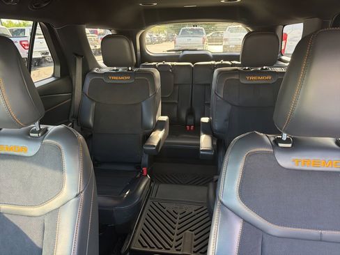 Used 2026 Ford Explorer Tremor w/ Tremor Convenience Package AWD/4WD image 10