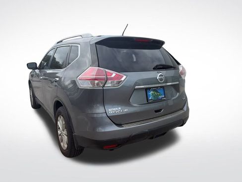 Used 2015 Nissan Rogue SV w/ SV Moonroof Package image 7