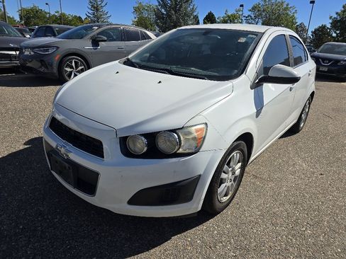 Used 2014 Chevrolet Sonic LT FWD image 1
