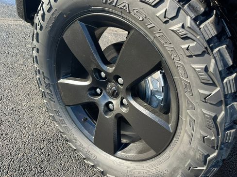 Used 2012 RAM 1500 Express w/ ST Popular Equipment Group image 8