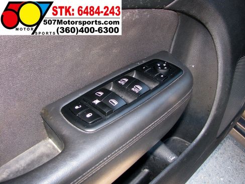 Used 2015 Chrysler 200 Limited w/ Convenience Group image 13