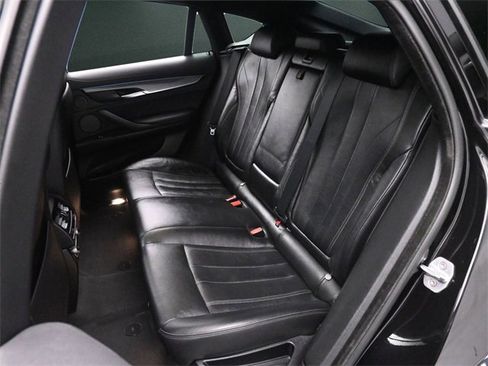 Used 2019 BMW X6 xDrive35i w/ M Sport Package image 16