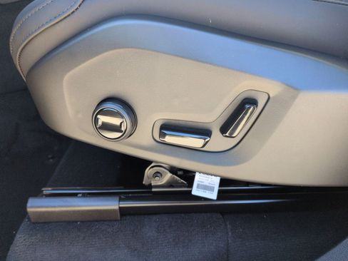 New 2026 Volvo XC90 B6 Plus image 14