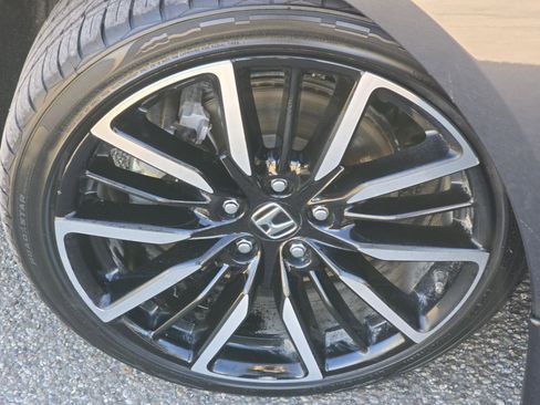 Used 2024 Honda Accord Touring image 32