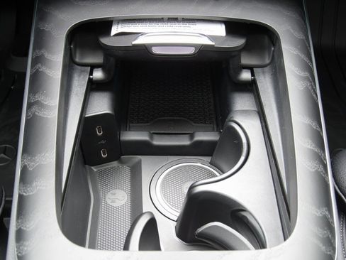 Certified 2024 Mercedes-Benz E 350 4MATIC Sedan image 32