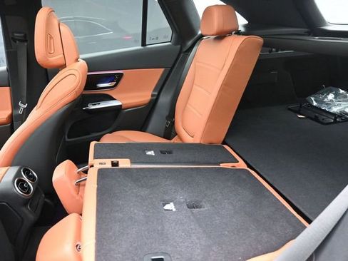 New 2026 Mercedes-Benz GLC 300 image 21