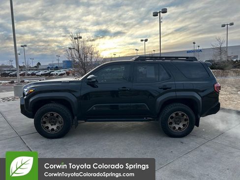Used 2025 Toyota 4Runner Trailhunter image 4