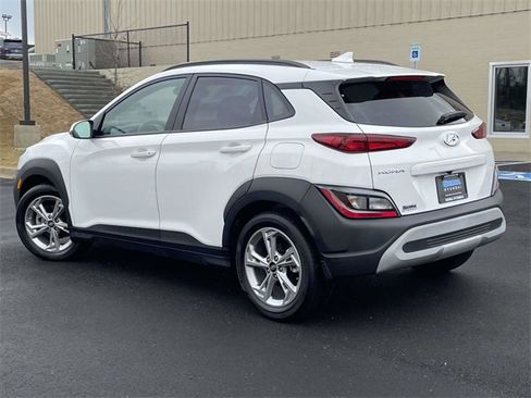 Certified 2023 Hyundai Kona SEL w/ Convenience Package image 5