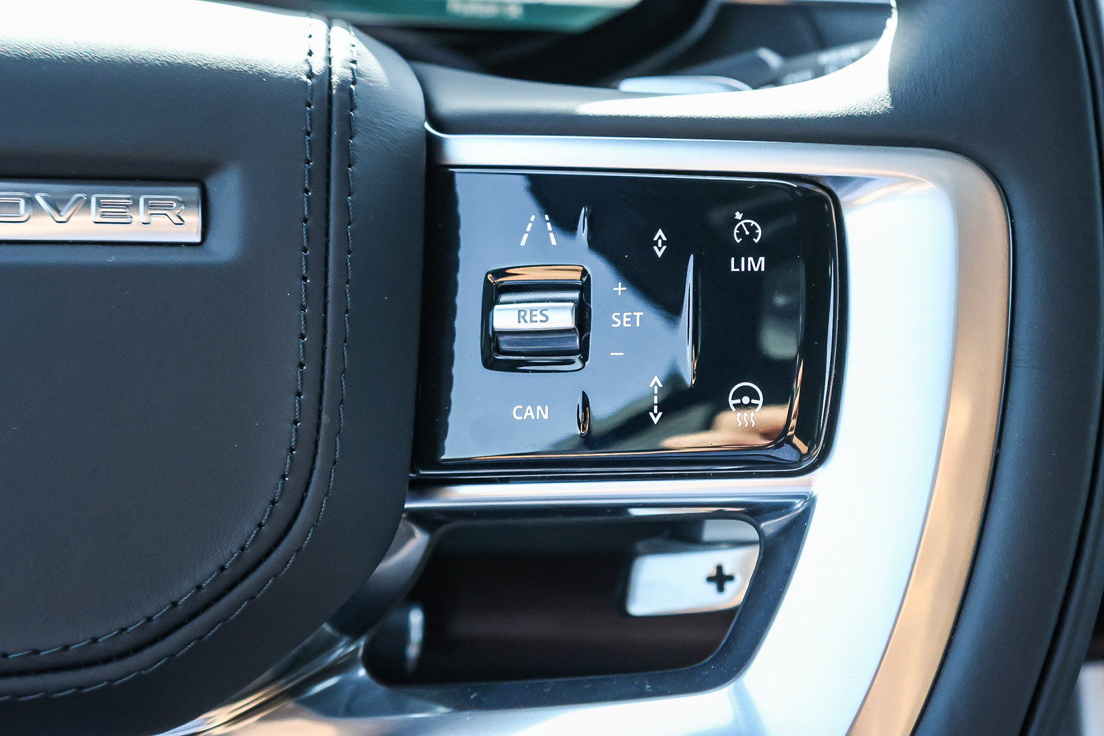 New 2026 Land Rover Range Rover SE AWD/4WD image 29