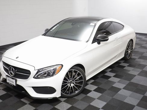 Used 2018 Mercedes-Benz C 300 Coupe image 2