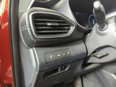 Used 2022 Hyundai Santa Fe SEL w/ Convenience Package AWD/4WD image 26