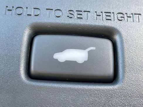 Used 2025 Honda Odyssey Elite image 21