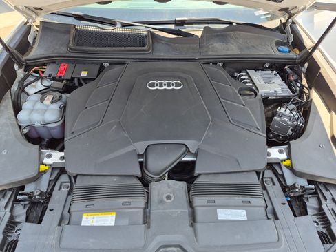 Used 2023 Audi Q8 Premium w/ Convenience Package AWD/4WD image 31