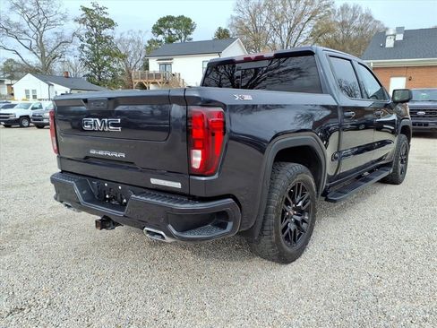 Used 2022 GMC Sierra 1500 Elevation w/ Elevation Premium Package image 9