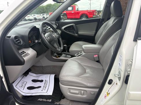Used 2010 Toyota RAV4 Limited FWD image 9