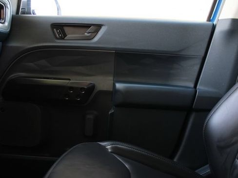 Used 2024 Ford Maverick Lariat w/ Black Appearance Package FWD image 20